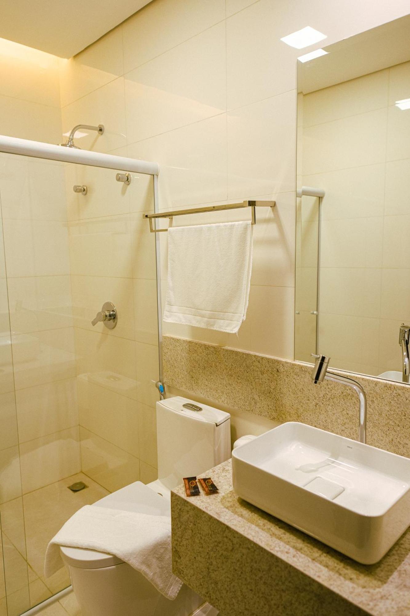 Miracema do Tocantins Oasis Hotel מראה חיצוני תמונה